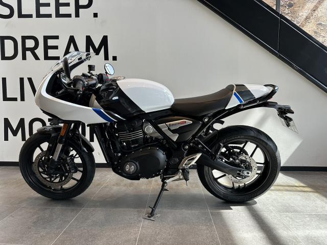 スラクストン400