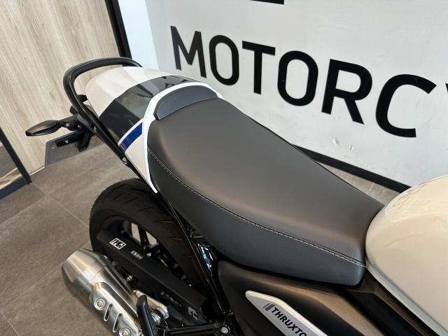 スラクストン400