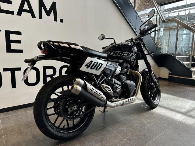 トラッカー400