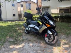 ヤマハ　ＴＭＡＸ５００ＦＩモデル　赤鍵　ＬＥＤヘッドライト　ＧＩＶＩ製ロングスクリーン　ＥＴＣスマホホルダー　電圧計付きＵＳＢ充電器