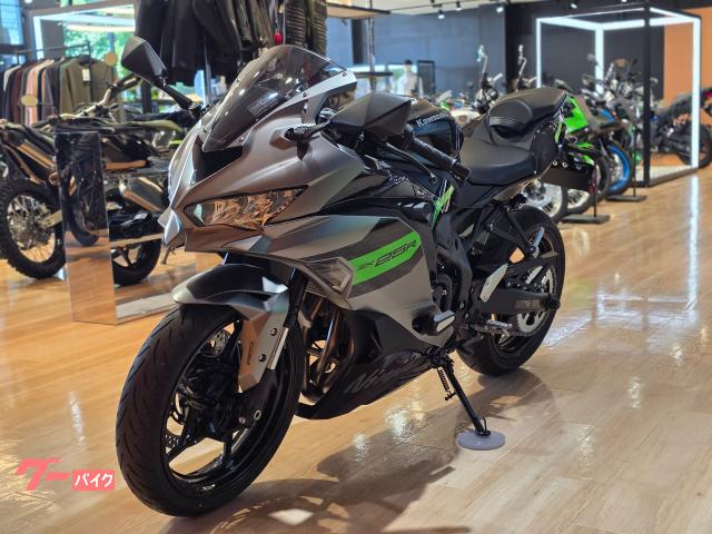 カワサキ Ninja ZX－25R SE 2026年モデル メタリック