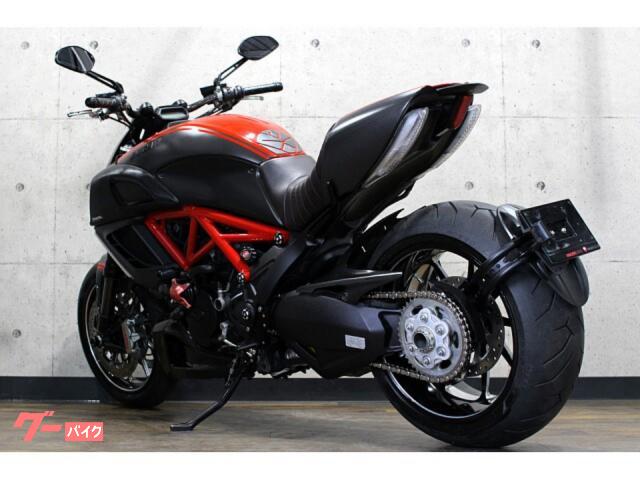 DUCATI ディアベル カーボン ドゥカティ ディアベル