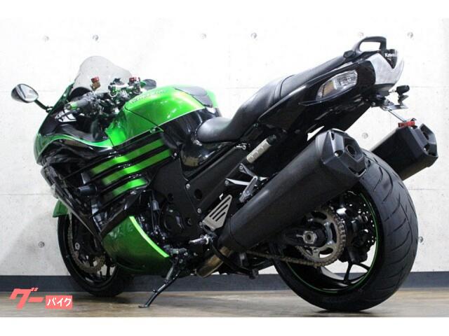 【かぁー】 カワサキ Ninja ZX－4R SE｜ファーシャ ジャパン