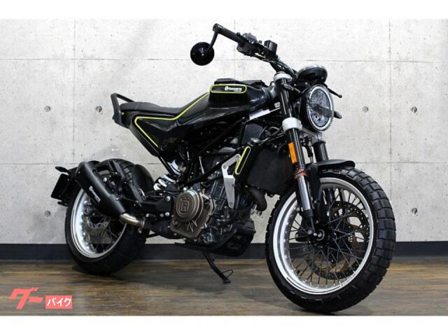 スヴァルトピレン４０１　バーエンドミラー　ＵＳＢポート