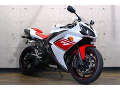 ヤマハ　ＹＺＦ−Ｒ１　４Ｃ８　ＲＮ２０Ｎ　ＯＨＬＩＮＳリアサス　ステダン　フェンダーレス等　赤キー有