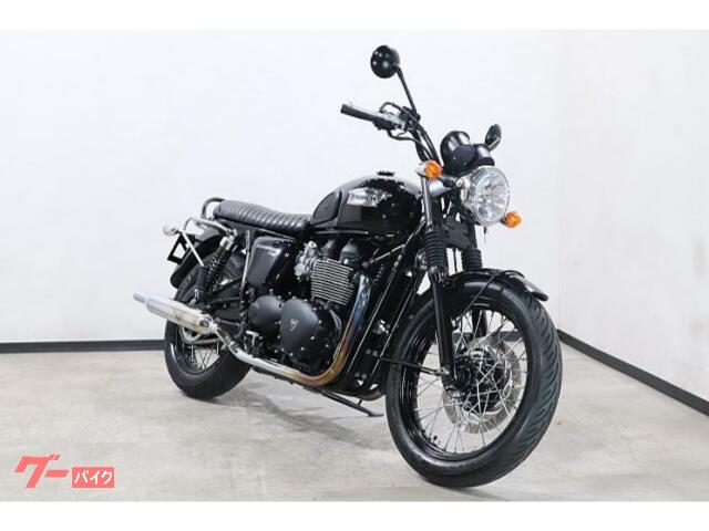 ＴＲＩＵＭＰＨボンネビルＴ１００　２０１４モデル　ＥＴＣ・社外シート・ＵＳＢ電源