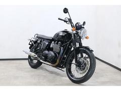 ＴＲＩＵＭＰＨ　ＴＲＩＵＭＰＨボンネビルＴ１００　２０１４モデル　ＥＴＣ・社外シート・ＵＳＢ電源
