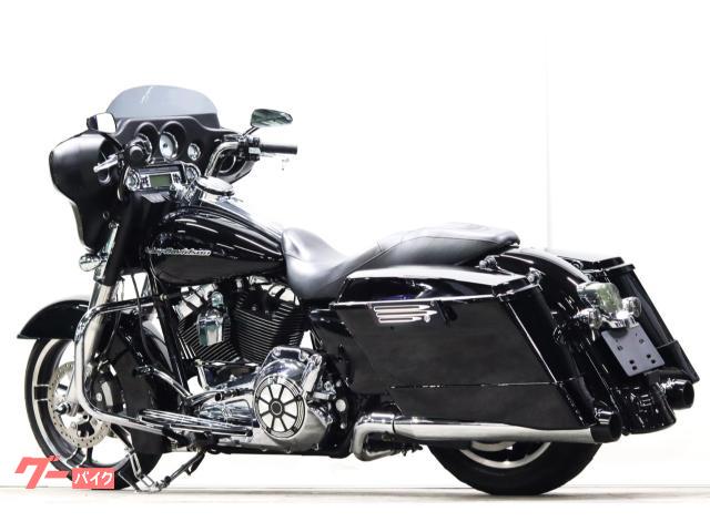 ＨＡＲＬＥＹ－ＤＡＶＩＤＳＯＮ ＦＬＨＸ ストリートグライド