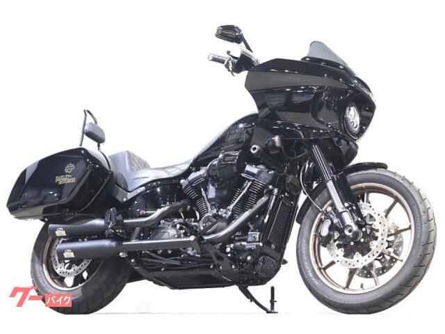 ＦＸＬＲＳＴ　ソフテイル　ローライダーＳＴ　２０２３ｙ　ジキル音量可変マフラー　ＢｕｎｇＫｉｎｇライザー　Ｓａｄｄｌｅｍｅｎシート