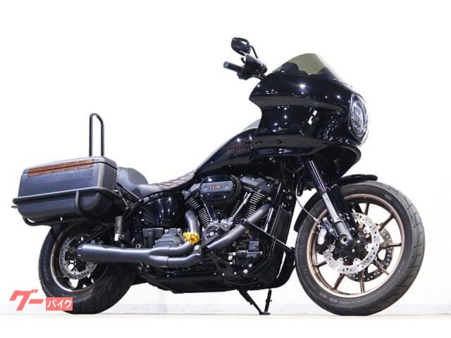 ＦＸＬＲＳ　ソフテイル　ローライダーＳ　ＲＴカウル　ハンドルカスタム　２ｉｎ１マフラー　シート　クラッシュバー　ＥＴＣ
