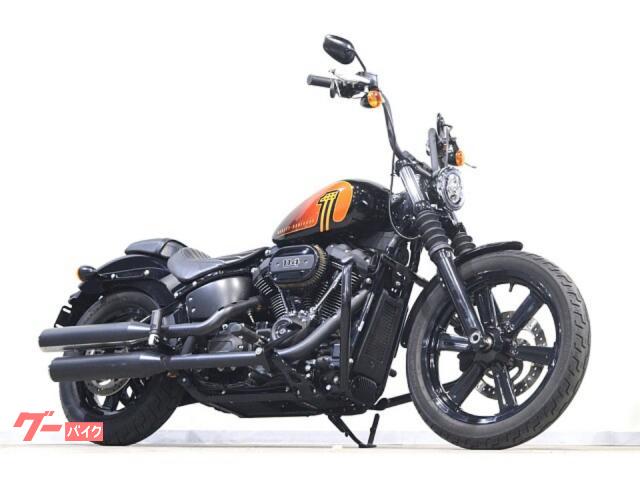 ＦＸＢＢＳ　ソフテイルストリートボブ１１４　２０２２ｙ　Ｈａｒｌｅｙ純正ＯＰマスタッシュエンジンガード　二人乗り仕様