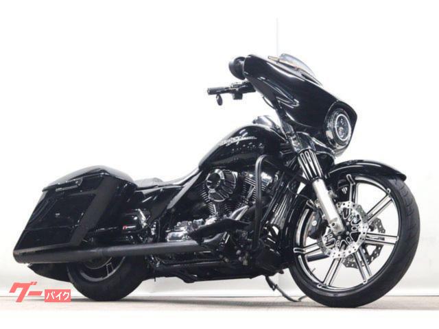 ＦＬＨＸ　ストリートグライド　２０１４ｙ　１６９０ｃｃ　アレンネス２３インチホイール　フリーダムエキパイ＆マフラー