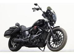 ＨＡＲＬＥＹ−ＤＡＶＩＤＳＯＮ　ＦＸＢＢ　ソフテイルストリートボブ　クラブススタイル　フルカスタム　グライドホイール　２ｉｎ１マフラー　ハイライザー