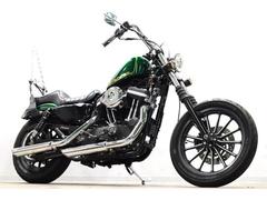 ＨＡＲＬＥＹ−ＤＡＶＩＤＳＯＮ　ＸＬ８８３Ｎ　アイアン　バンススリップオンマフラー　Ｓ＆Ｓエアクリ　チョッパーハンドル　キング＆クイーンシート