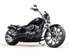 ＨＡＲＬＥＹ−ＤＡＶＩＤＳＯＮ　ＦＸＳ　ブラックライン　２０１３ｙｍ　チューニング済　ＰＭ前後ホイール　バンスマフラー　２４０タイヤ　　ストレッチタンク　ＥＴＣ