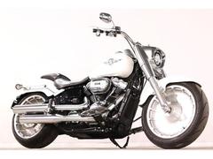 ＨＡＲＬＥＹ−ＤＡＶＩＤＳＯＮ　ＦＬＦＢＳ　ソフテイルファットボーイ１１４　Ｍｉｌｗａｕｋｅｅ−Ｅｉｇｈｔ　１８６８ｃｃ　ＯＰヒーテッドハンドグリップ