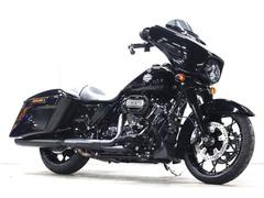 ＨＡＲＬＥＹ−ＤＡＶＩＤＳＯＮ　ＦＬＨＸＳ　ストリートグライドスペシャル　ブラックフィニッシュ　２０２３ｙＭ　ノーマル車　日本語表記オーディオ　フルカラーＴＦＴ
