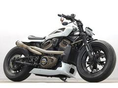 ＨＡＲＬＥＹ−ＤＡＶＩＤＳＯＮ　ＲＨ１２５０Ｓ　スポーツスターＳ　水冷　２０２１ｙｍ　ＴＢＲフルエキマフラー　バックステップキット　ＡＢＳ
