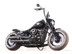 ＨＡＲＬＥＹ−ＤＡＶＩＤＳＯＮ　ＦＬＦＢＳ　ソフテイルファットボーイ１１４　ＫＥＳＳＴＥＣＨマフラー　般若バー　ジャパンスペックカム　チューニング　リアフェンダー
