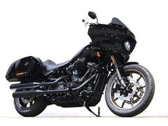 ＨＡＲＬＥＹ−ＤＡＶＩＤＳＯＮ　ＦＸＬＲＳＴ　ソフテイル　ローライダーＳＴ　２０２４ｙ　クルーズコントロール　ＡＢＳ搭載　アルミキャストホイール