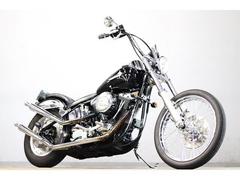 ＨＡＲＬＥＹ−ＤＡＶＩＤＳＯＮ　ＦＸＳＴＣ　ソフテイルカスタム　１９９７ｙ　後期ＥＶＯ　１３４０ｃｃ　トランペットマフラー　ＢＩＧＭＡＣＨＩＮＥミッドコン　ラペラ