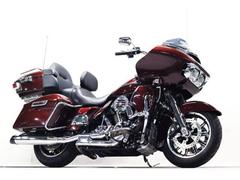 ＨＡＲＬＥＹ−ＤＡＶＩＤＳＯＮ　ＦＬＴＲＵ　ロードグライドウルトラ　萬羽バックギア　ラインハートエキパイ　ＭＦマフラー　ＫＥＮＳエアクリ　ＥＴＣ