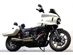 ＨＡＲＬＥＹ−ＤＡＶＩＤＳＯＮ　ＦＸＬＲＳＴ　ソフテイル　ローライダーＳＴ　ＳＡＷＩＣＫＩマフラー　チューニング済　Ｓａｄｄｌｅｍｅｎシート　クラッシュバー