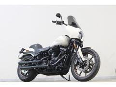 ＨＡＲＬＥＹ−ＤＡＶＩＤＳＯＮ　ＦＸＬＲＳ　ソフテイル　ローライダーＳ　２０２３ｙ　コブラマフラー　スラッシンライザー　サドルマンシート　Ｔスポーツフェアリング