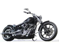 FXSB ブレイクアウト（ハーレーダビッドソン） バイクタイヤ交換の