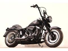 FLSTFB ファットボーイロー(ハーレーダビッドソン)のバイクを