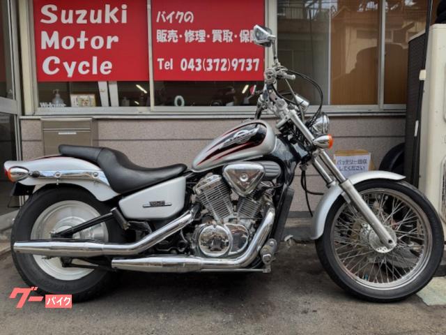 スティード４００ＶＳＥ　ＮＣ２６　１９９６年モデル　キャブレター　社外ハンドル　サドルバッグ　車検２年付き