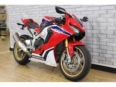 ホンダ　ＣＢＲ１０００ＲＲ　ＳＰ　ブレンボマスター　ＥＴＣ　フェンダーレス付　電サス付モデル