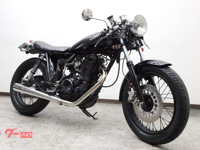 SR400 マフラー　ベルリッキ　カフェ　フリークスピット　セパハン SR400 マフラー ベルリッキ カフェ フリークスピット セパハン