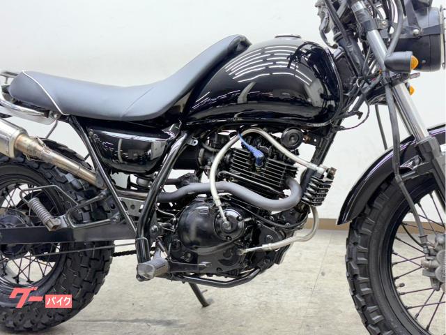 スズキ バンバン200／NH41A／スクランブラー仕様／社外タンク