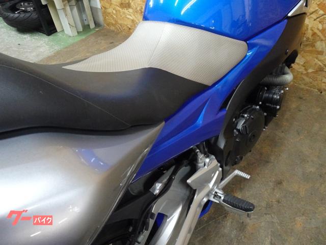 中古※GSR400　GK7EA※タンク　ブルー※大きなへこみ錆なし スズキ GSR400 ABS GK7EA型 2009年モデル 最高出力