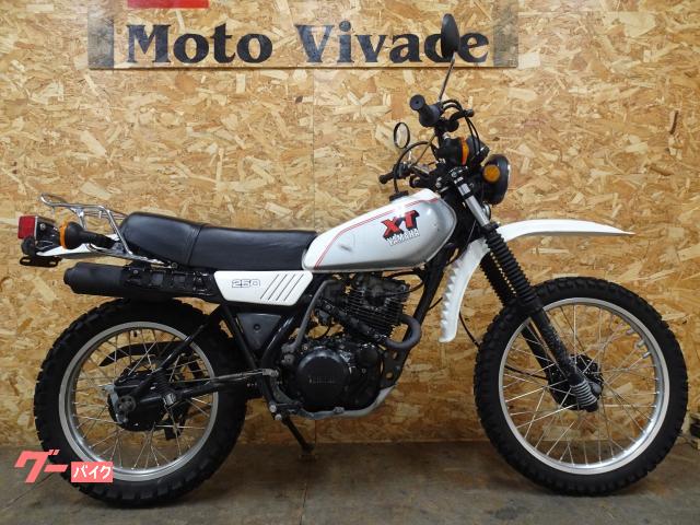 ヤマハ XT250 3Y5型 スポーク張替え ノーマル車 キャブレター