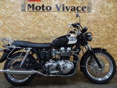 ＴＲＩＵＭＰＨ　ボンネビルＴ１００　ノーマル　排気量８６５ｃｃ　キャブレター吸気　２００５年モデル　ジェットブラック×ホワイト