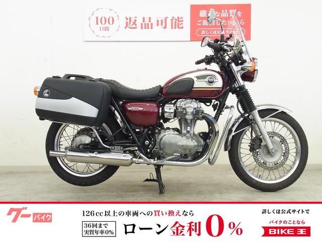 Ｗ８００　２０１５年モデル／ワイバン製フルエキゾーストマフラー／スクリーン装備／サイドパニア装備