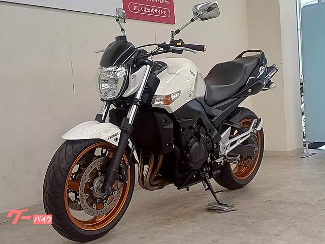 スズキ GSR400/ABS/ヨシムラ製マフラー/USB電源装備 スズキ GSR400/ABS/ヨシムラ製マフラー/USB電源装備