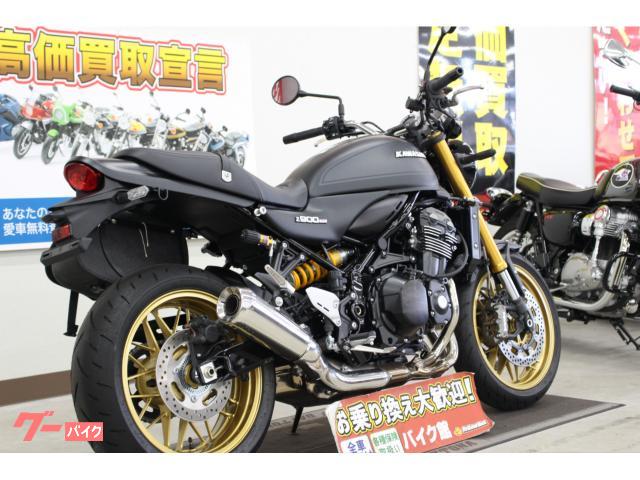 Z900RS SE カーボンパッド メタリックフラットスパークブラック