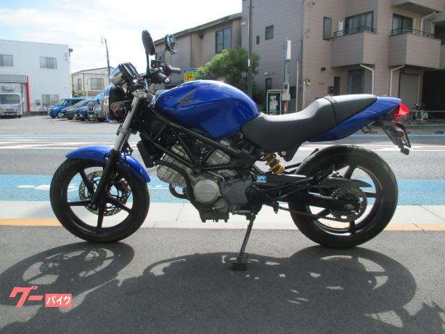 ＶＴＲ２５０　ＭＣ３３　後期型　キャブレターモデル　ＦフォークＯ／Ｈ　前後タイヤ交換　油脂類全て交換