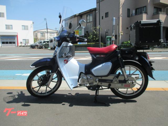 スーパーカブＣ１２５　リアボックス・キャリア・スクリーン・インナーバスケット付き　自賠責Ｒ１２．１１まで