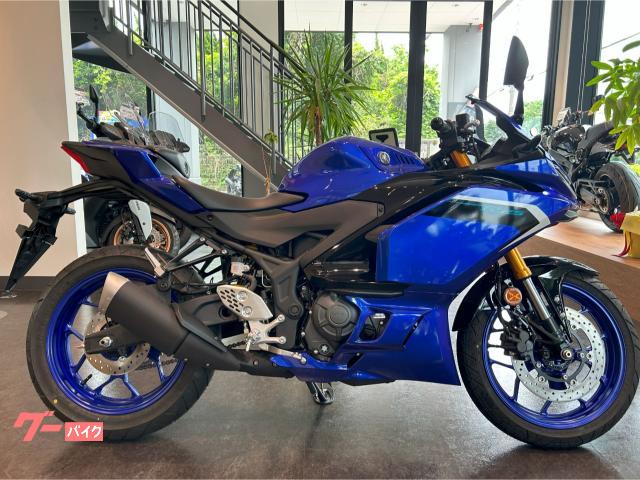ＹＺＦ−Ｒ２５　２０２５年モデル　ディープパープリッシュブルーメタリック