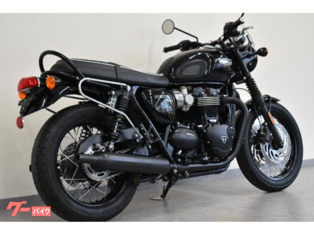 TRIUMPH ボンネビルt100 t120カウル ブラック　値下げ TRIUMPH ボンネビルt100 t120カウル ブラック 値下げ TRIUMPH