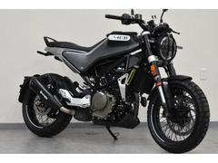 ＨＵＳＱＶＡＲＮＡ　スヴァルトピレン４０１