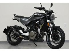ＨＵＳＱＶＡＲＮＡ　スヴァルトピレン４０１