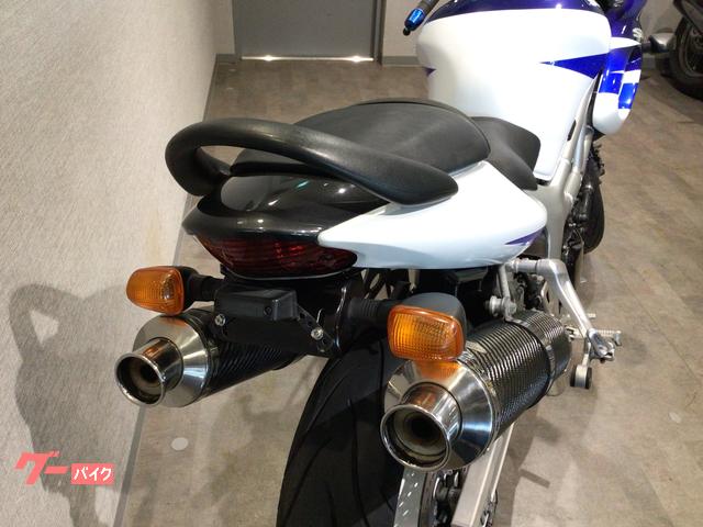 スズキ ＳＶ４００Ｓ ＶＫ５３Ａ型２００２年モデル ＫＥＮＺスポーツ製マフラー・ハリケーン製ハンドル・ヨシムラ製マルチメーター等カスタム｜バイク王  茅ヶ崎絶版車館｜新車・中古バイクなら【グーバイク】