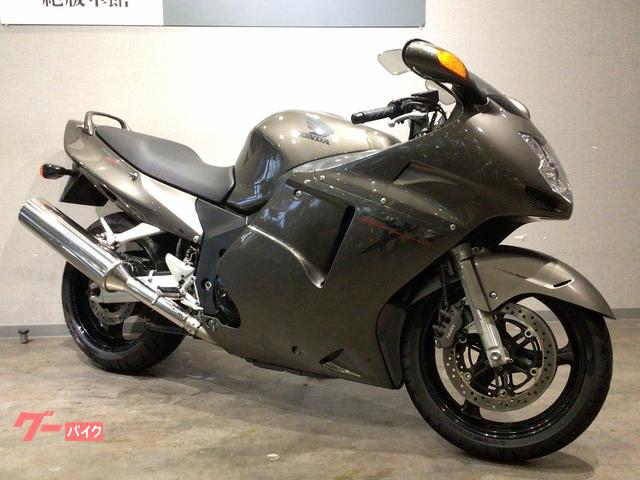 ホンダ CBR1100XX スーパーブラックバード SC35型