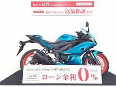 ヤマハ　ＹＺＦ−Ｒ３　マルチバー・ＵＳＢ２口・タンクパッド装備車両