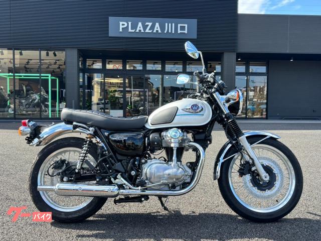 Ｗ８００